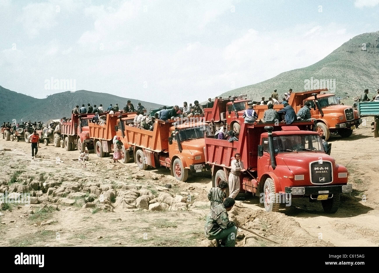 Kurdische Flüchtlinge im Nordirak nach dem Golfkrieg 1991, während dessen sie erfolglos gegen ein geschwächtes Hussein rebellierten. Stockfoto