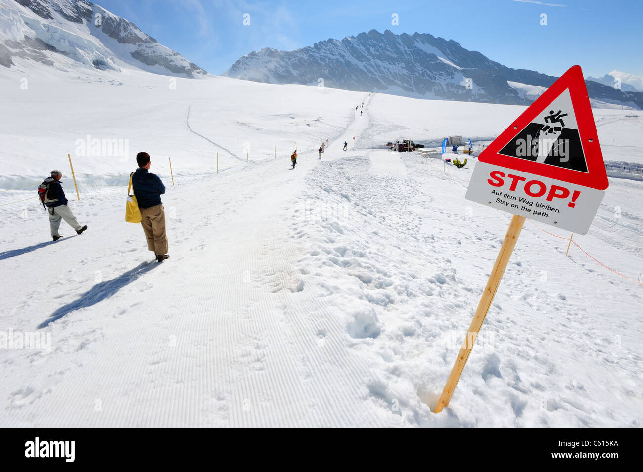 Der Pfad zu der Monch Hütte am oberen Rand der Aletsch Gletscher, Schweiz. Stockfoto