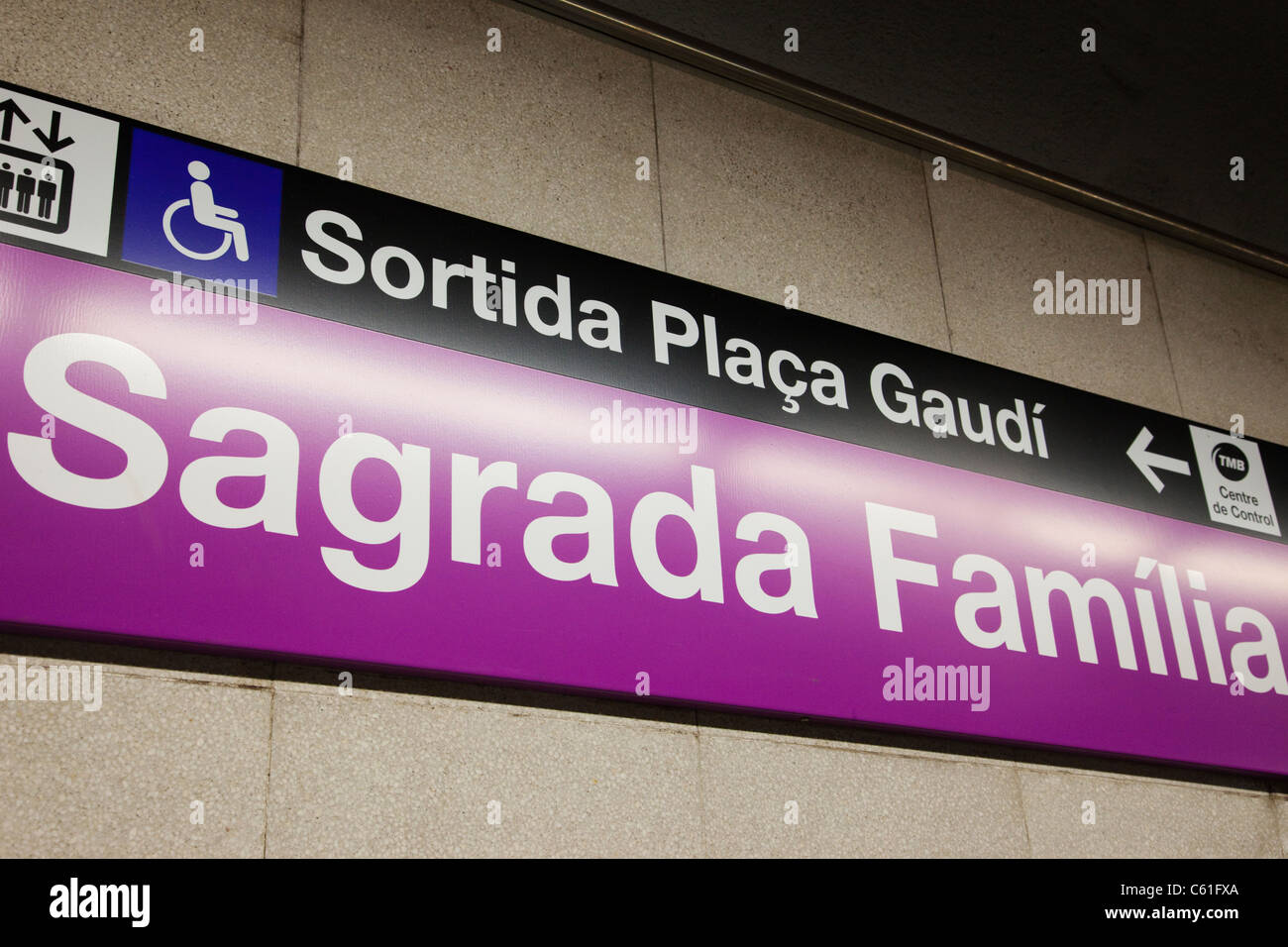 Spanien, Barcelona, Sagrada Familia u-Bahnstation Zeichen Stockfoto