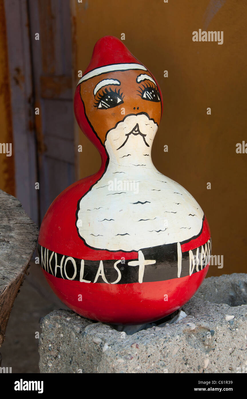 Puppe des heiligen Nikolaus Santa Claus Noel Baba Sinterklaas Myra Turkeyancient alt, Denkmal städtisch, neu alt Stockfoto