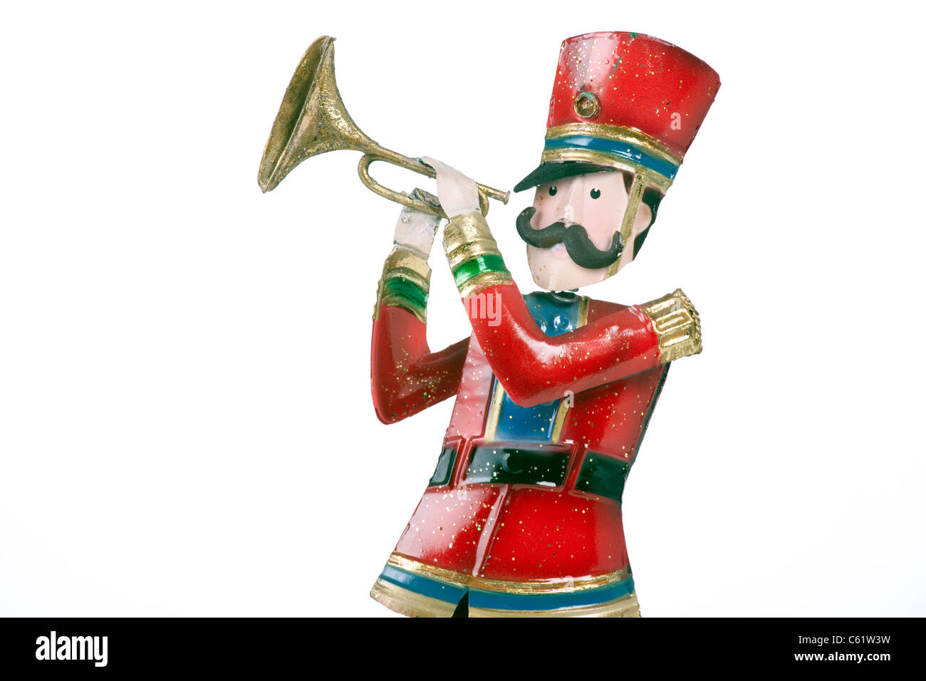 Ein Spielzeug Soldat Trompeter isoliert auf einem weißen Hintergrund im horizontalen Format. Stockfoto