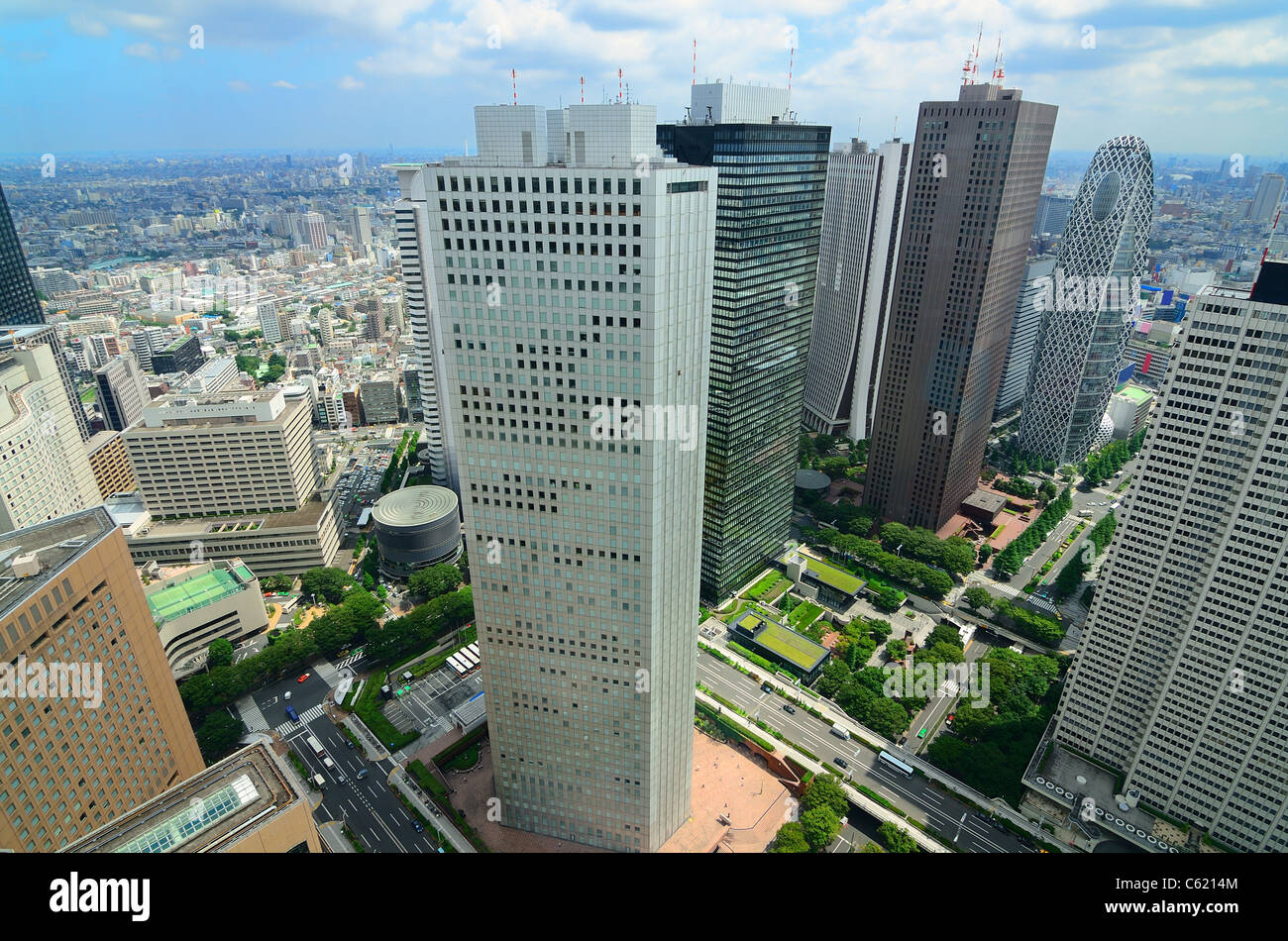 Wolkenkratzer in Shinjuku, Tokio, Japan. Stockfoto