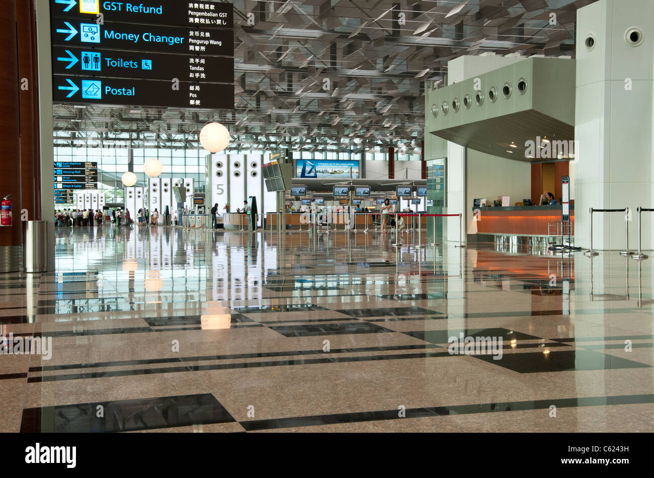 Landseitigen Abfahrt Halle, Terminal 3 des Changi Airport, Singapore Stockfoto