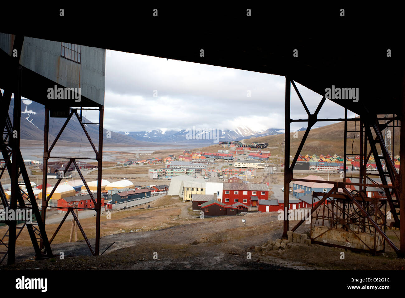 Bild zeigt Longyearbyen, die größte Siedlung der Inselgruppe Svalbard, Norwegen. Foto: Jeff Gilbert Stockfoto