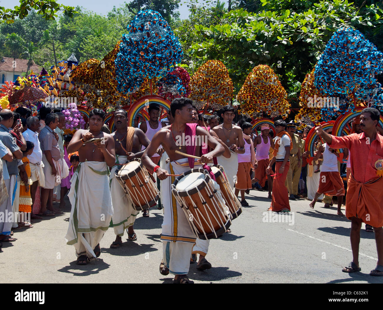 Trommler hinduistische Festival Kanjirapally Kerala in Südindien Stockfoto