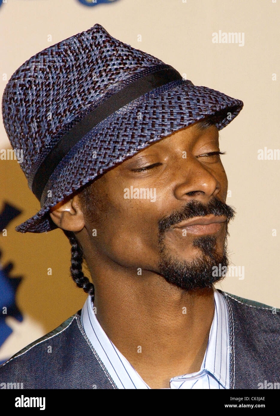 Snoop Dogg auf Spike TV VIDEO GAME AWARDS, Santa Monica, CA, 14. Dezember 2004. (Foto: John Hayes/Everett Collection) Stockfoto