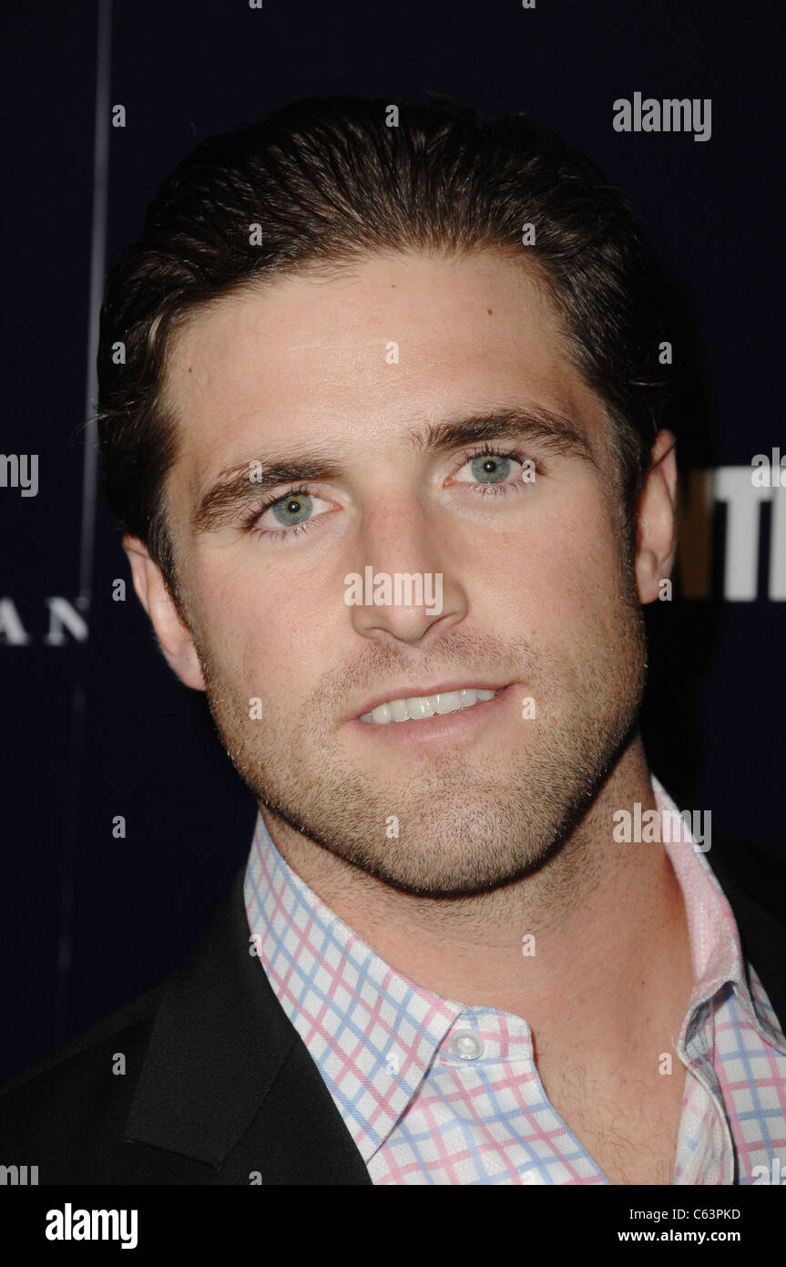 Stuart Martins im Ankunftsbereich für PERFUMANIA feiert Debüt auf THE APPRENTICE, Provokateur, New York, NY 10. November 2010. Foto von: William D. Bird/Everett Collection Stockfoto