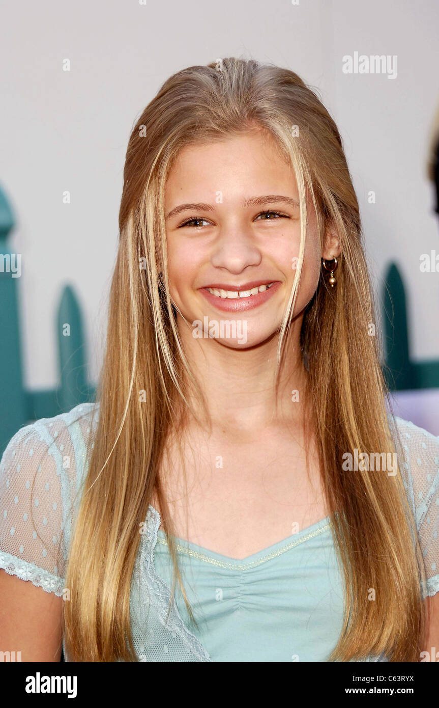 Jenna Boyd im Ankunftsbereich für Chicken Little Premiere, die El Capitan Theater, Los Angeles, CA, Sonntag, 30. Oktober 2005. Foto von: Michael Germana/Everett Collection Stockfoto