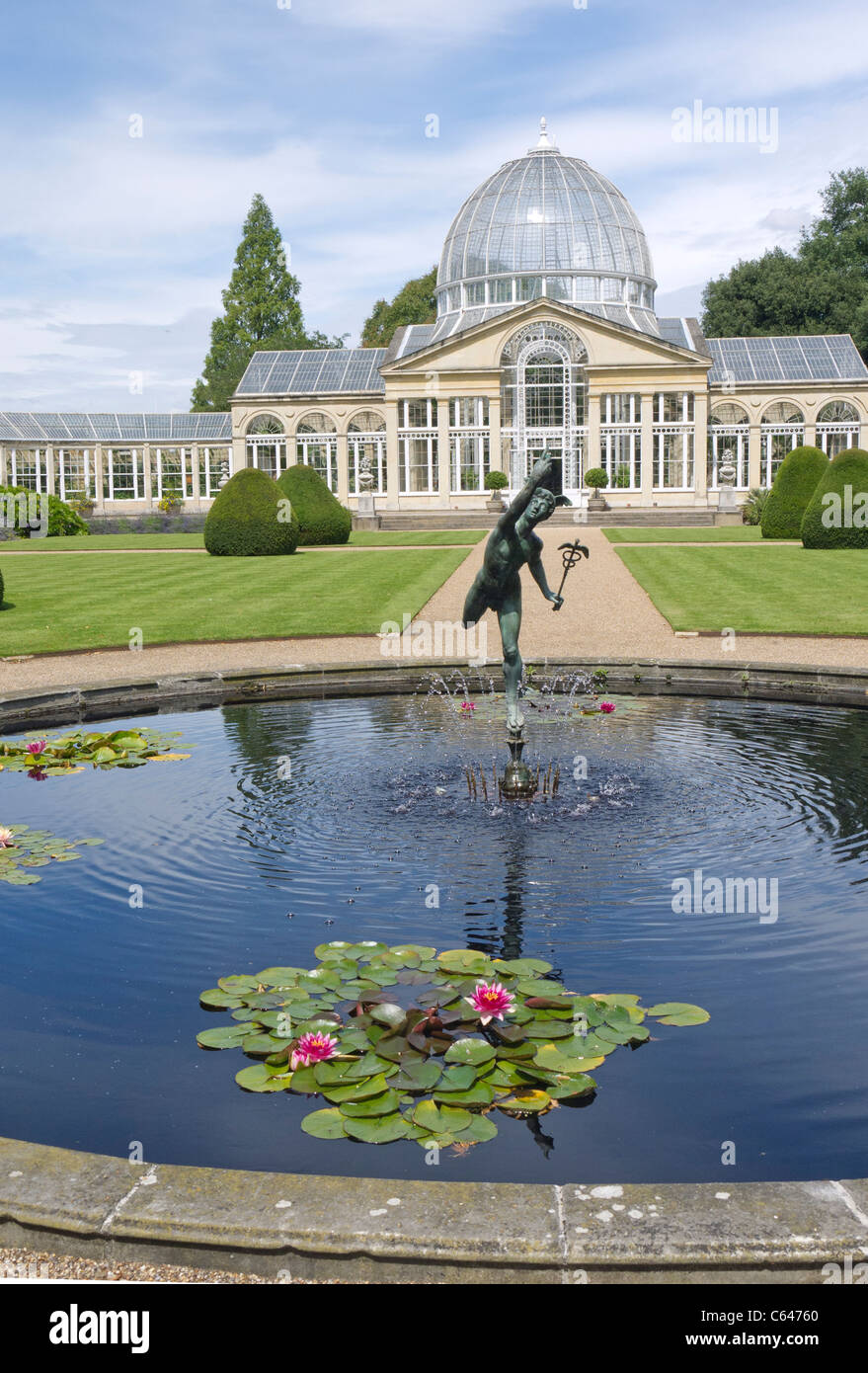 Außenseite des großen Konservatoriums Syon Park von Charles Fowler 1826 erbaut Stockfoto