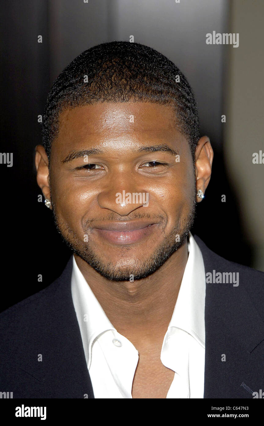 Usher im Ankunftsbereich für ASCAP Pop Music Awards, Beverly Hilton Hotel, Los Angeles, CA, Montag, 16. Mai 2005. Foto von: Michael Germana/Everett Collection Stockfoto
