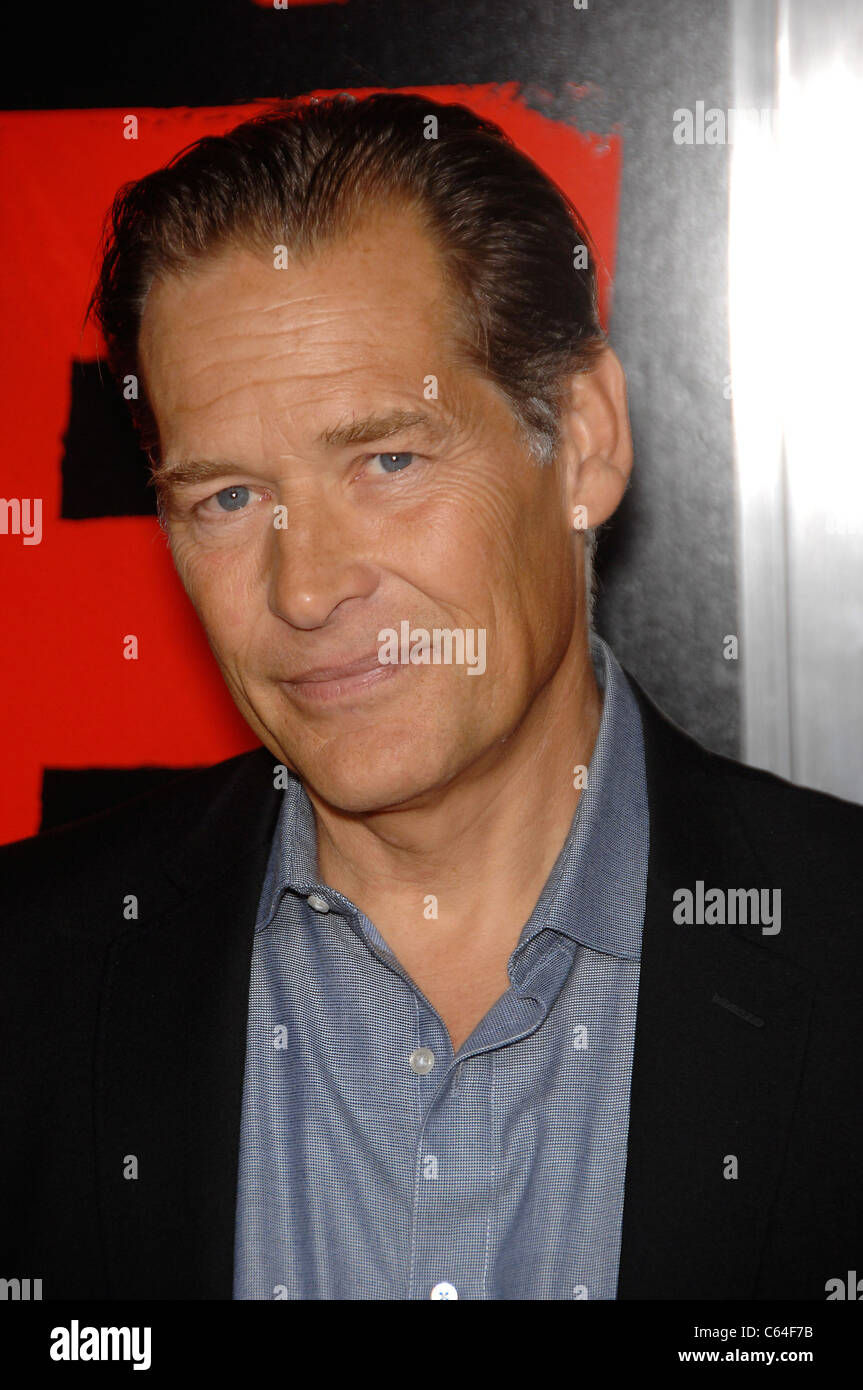 James Remar im Ankunftsbereich für RED Premiere, Graumans Chinese