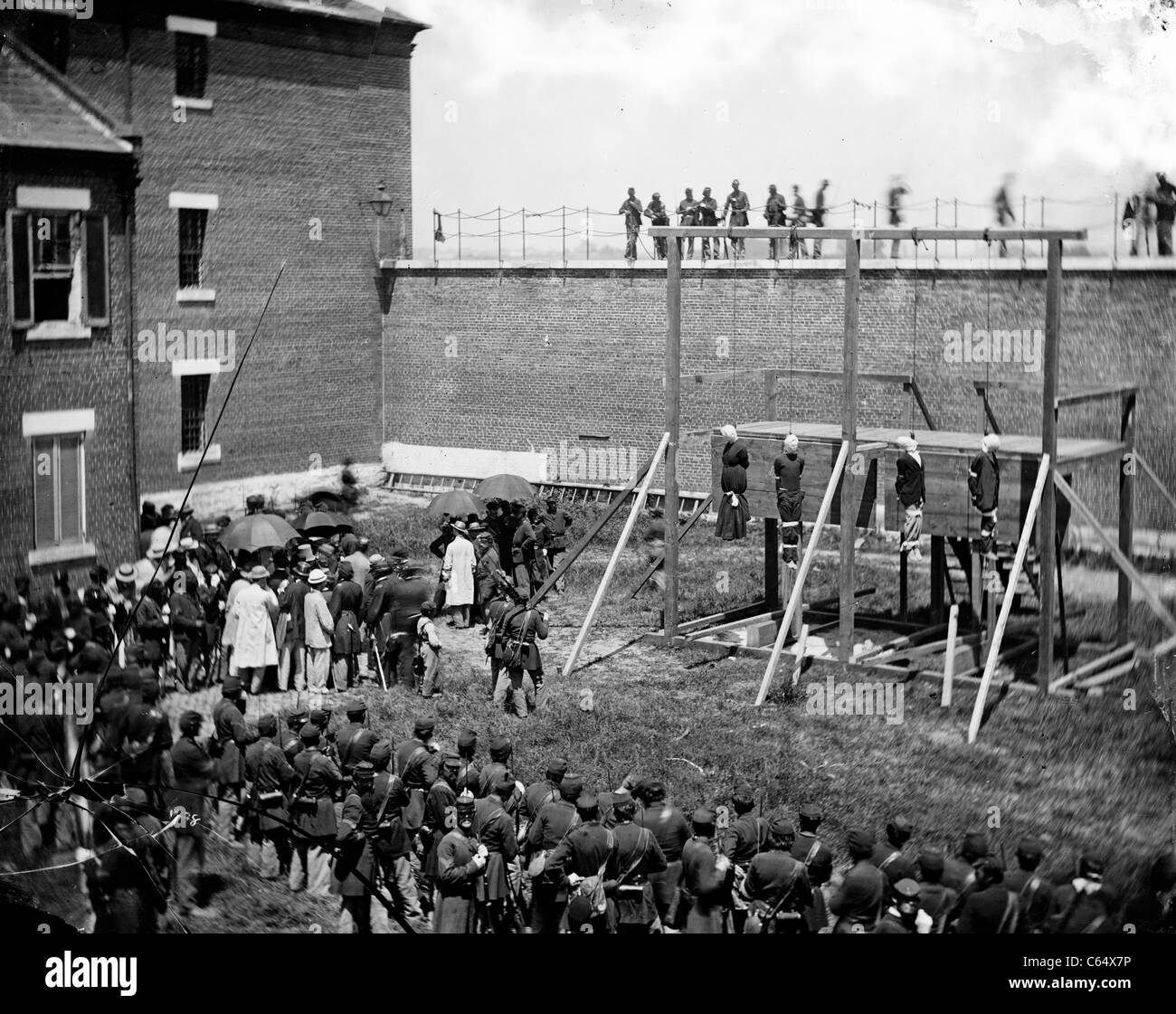 Hinrichtung von Mary Surratt, Lewis Powell, David Herold und George Atzerodt am 7. Juli 1865 in Fort McNair in Washington, D.C. Stockfoto