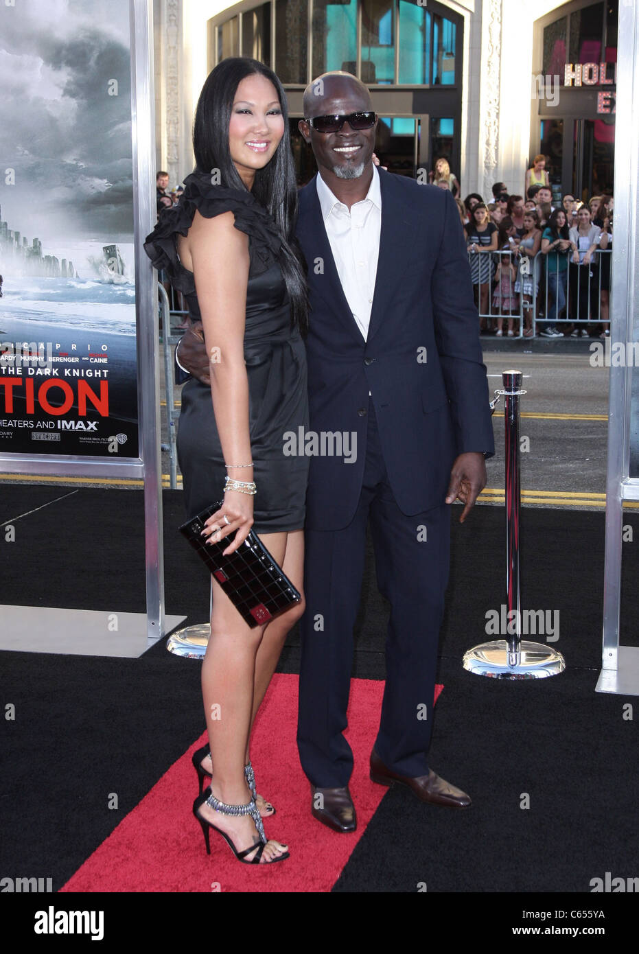 Kimora Lee Simmons, Djimon Hounsou im Ankunftsbereich für INCEPTION Premiere, Graumans Chinese Theatre, Los Angeles, CA 13. Juli 2010. Foto von: James Amherst/Everett Collection Stockfoto