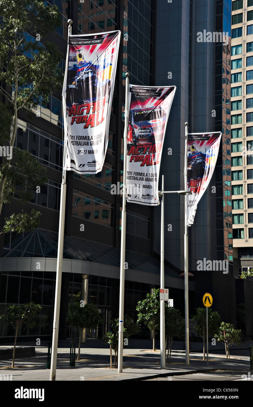 Werbung Fahnen auf maßstabsgerechte für die australische Formel 1 Motorsport-Grand Prix in Melbourne Victoria Australien Stockfoto