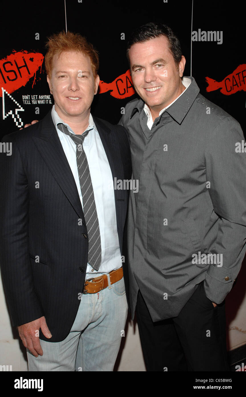 Ryan Kavanaugh, Tucker Tooley im Ankunftsbereich für Wels Premiere, The Paris Theatre, New York, NY 13. September 2010. Foto von: William D. Bird/Everett Collection Stockfoto