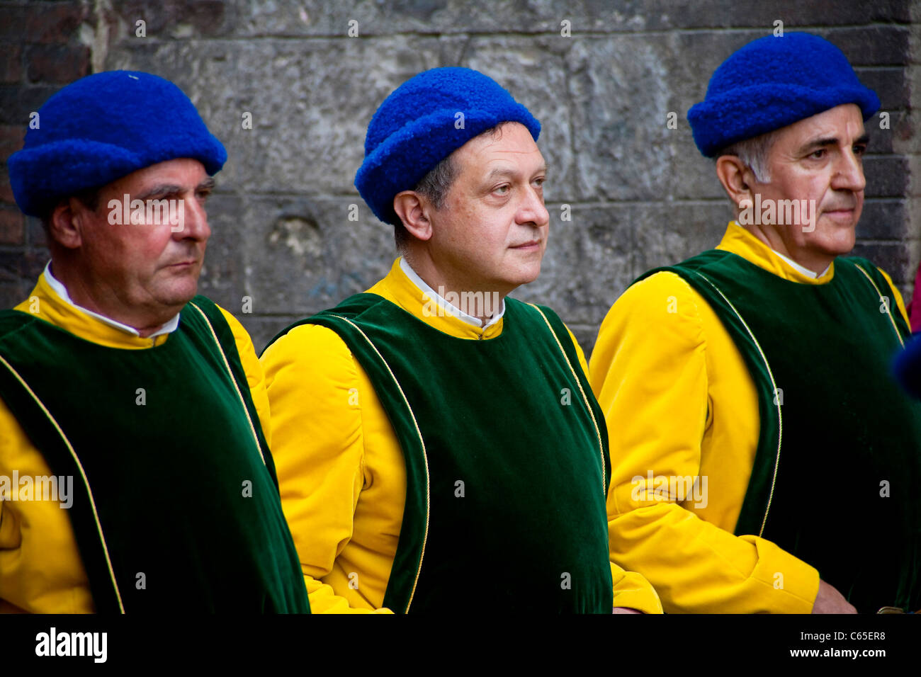 Palio di Siena 2011, Juli 2. Historisches Reenactment und Parade, Piazza del Campo, Palio Siena. Nur zur redaktionellen Verwendung. Stockfoto