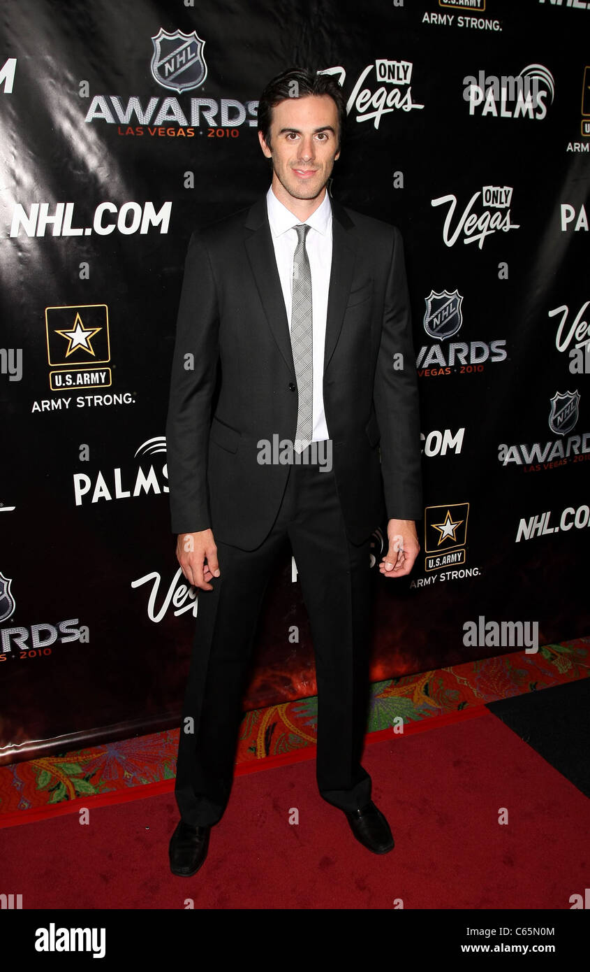 Ryan Miller in die Teilnehmerliste für die NHL AWARDS 2010, The Pearl Theater im The Palms Hotel in Las Vegas, NV 23. Juni 2010. Foto von: Stockfoto