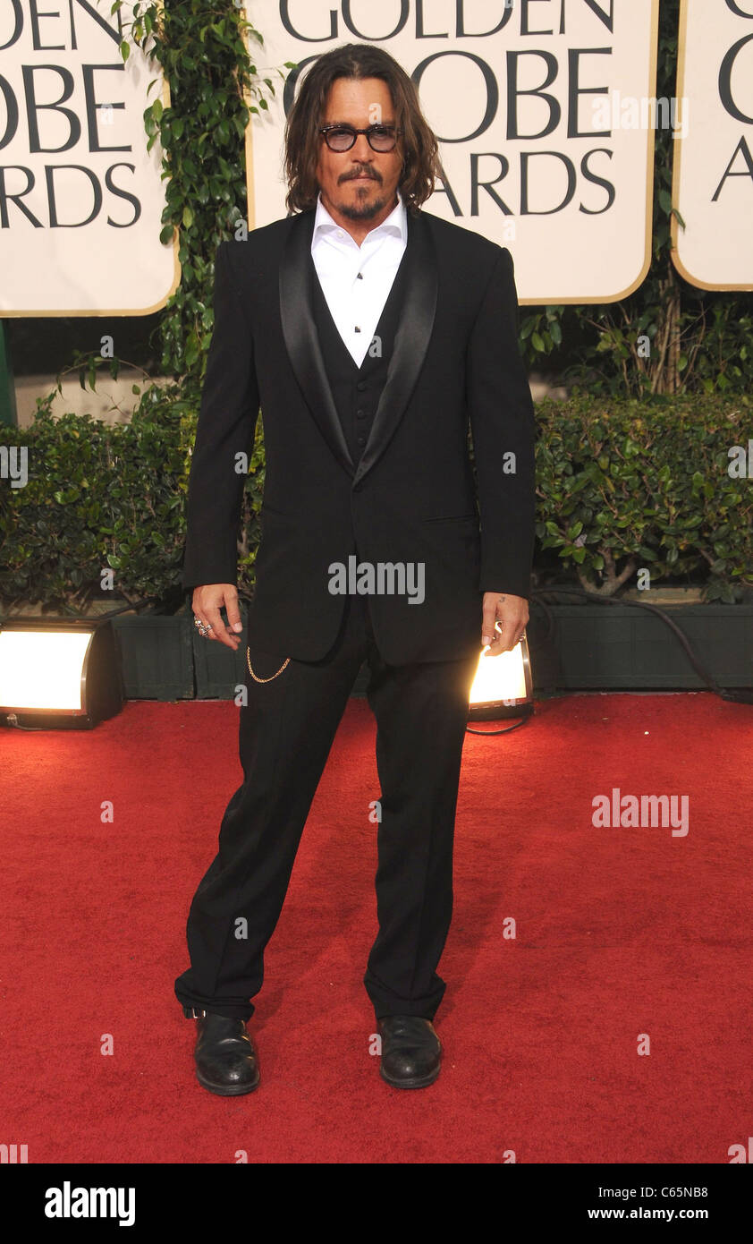 Johnny Depp im Ankunftsbereich für The Hollywood Foreign Press Association 68. Annual Golden Globes Awards - Ankünfte, Beverly Hilton Stockfoto