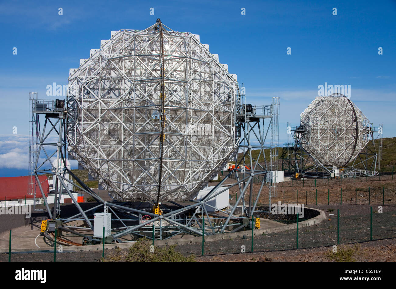 Spiegelteleskop an Astronomischen Observatorium Roque de Los Muchachos, Parque Nacional de La Caldera de Taburiente, La Palma, Kanarische Inseln, Spanien Stockfoto