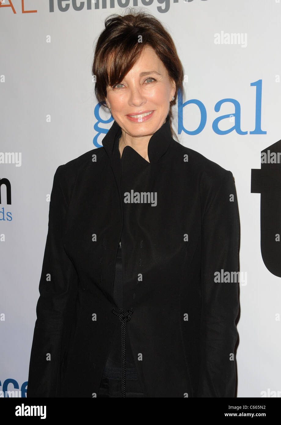 Anne Archer im Ankunftsbereich für globale Aktion Awards Gala, Beverly Hilton Hotel, Los Angeles, CA 18. Februar 2011. Foto von: Dee Cercone/Everett Collection Stockfoto