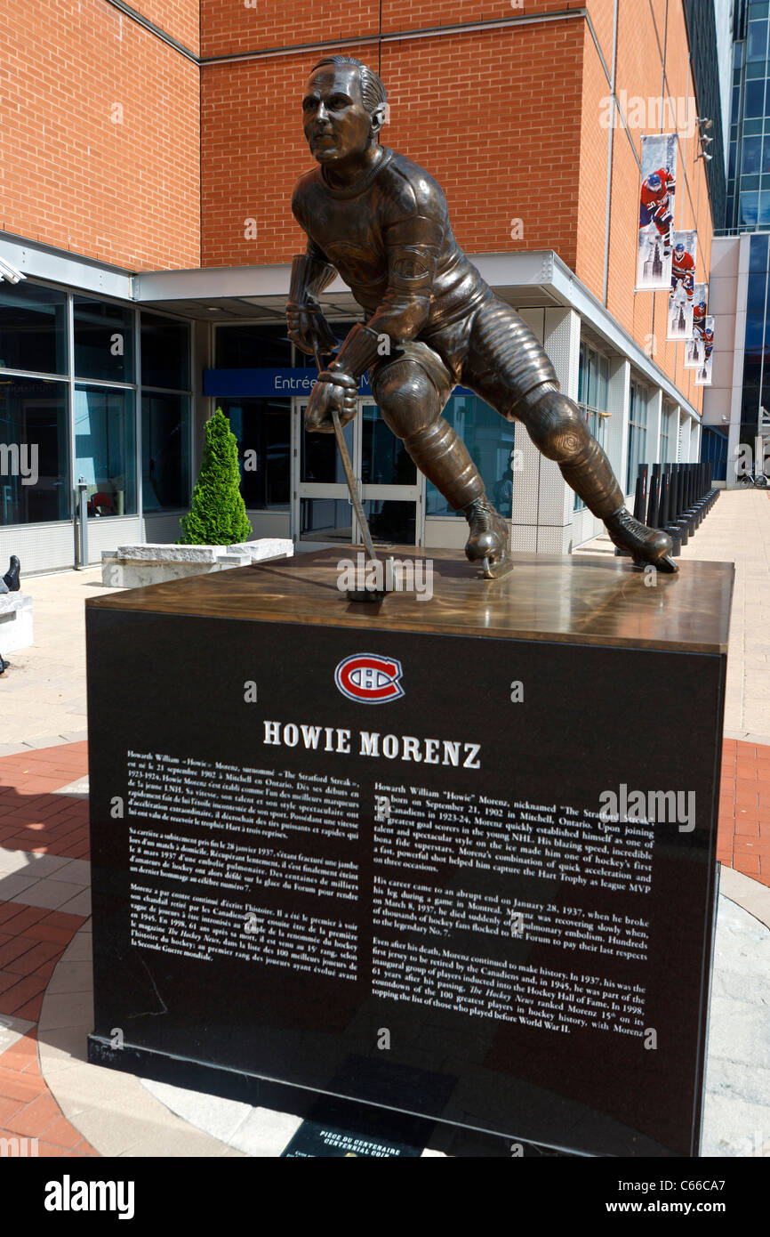 Statue von Montreal Canadiens Hockey-Spieler Howie Morenz außerhalb der Bell Centre in Montreal, Quebec, Kanada Stockfoto