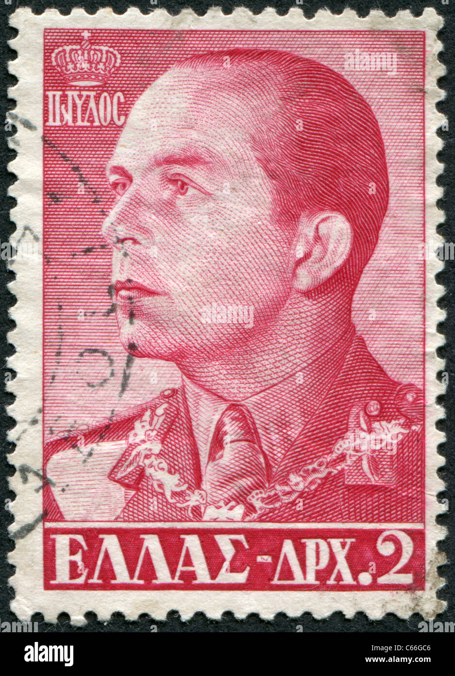 Griechenland - 1957: Eine Briefmarke gedruckt in Griechenland, zeigt den König Paul von Griechenland Stockfoto