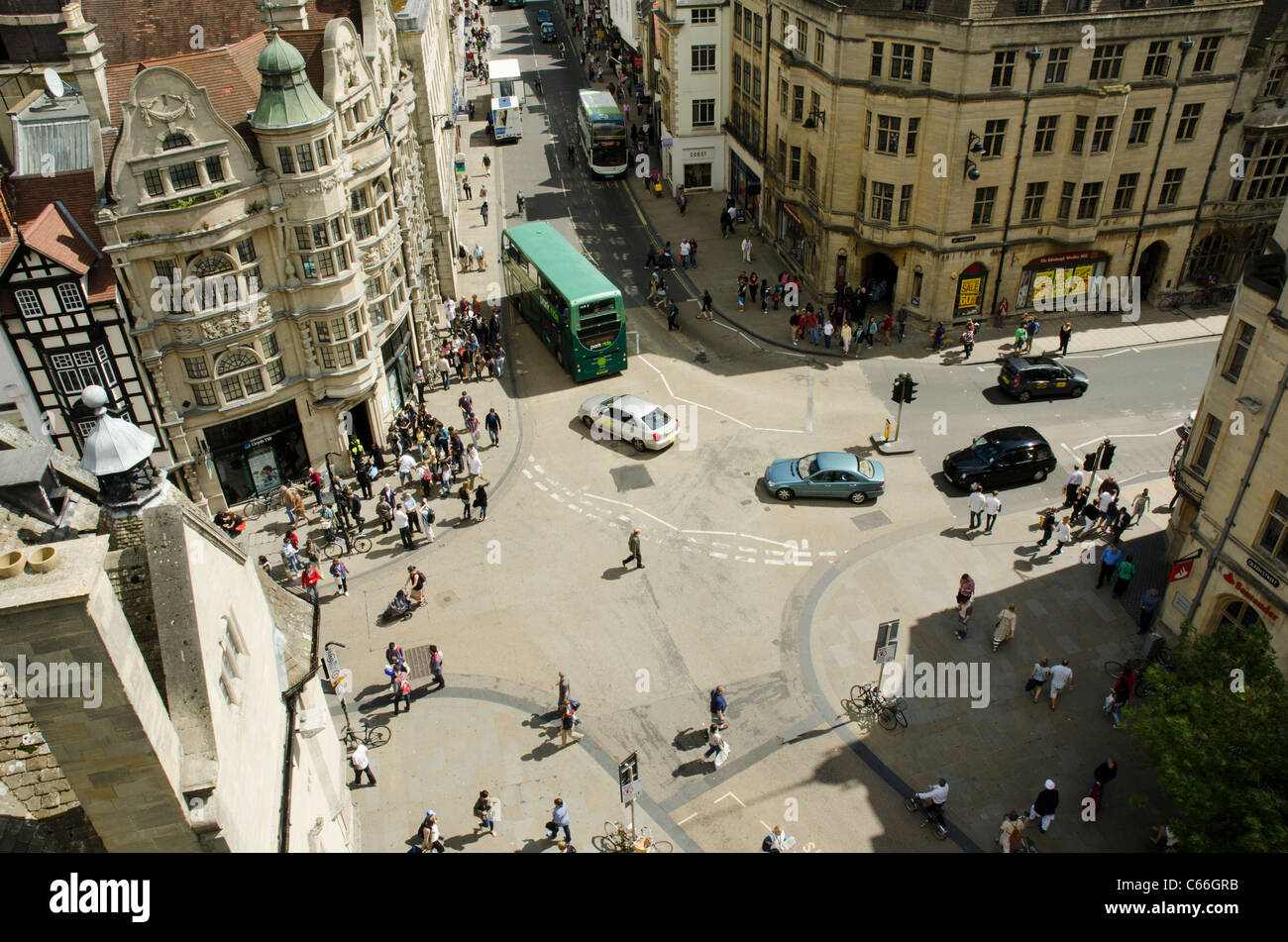 Ansicht von Oxford Stadtzentrum von Carfax Tower Stockfoto