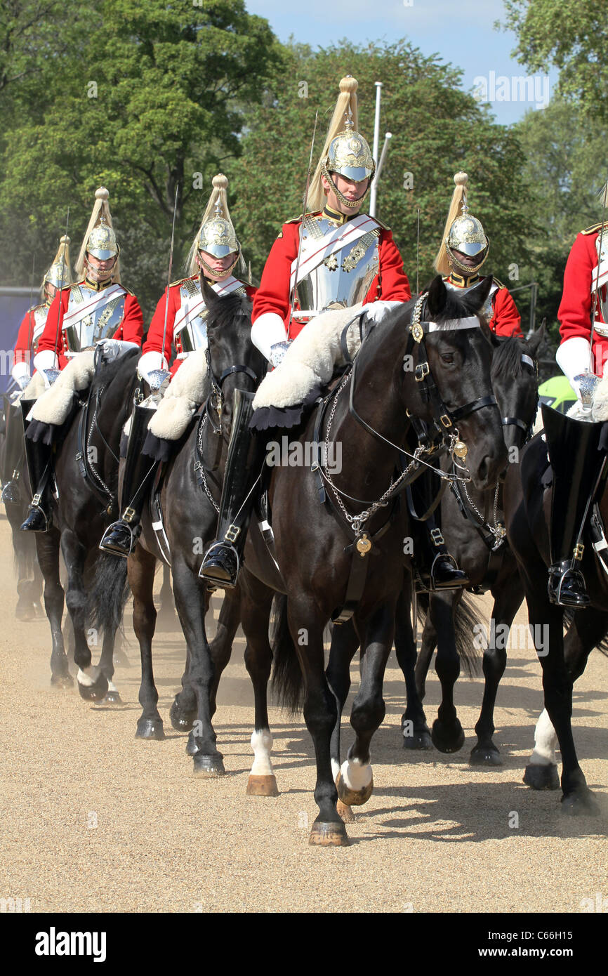 VEREINIGTES KÖNIGREICH. DER WACHWECHSEL IN WHITEHALL, LONDON Stockfoto