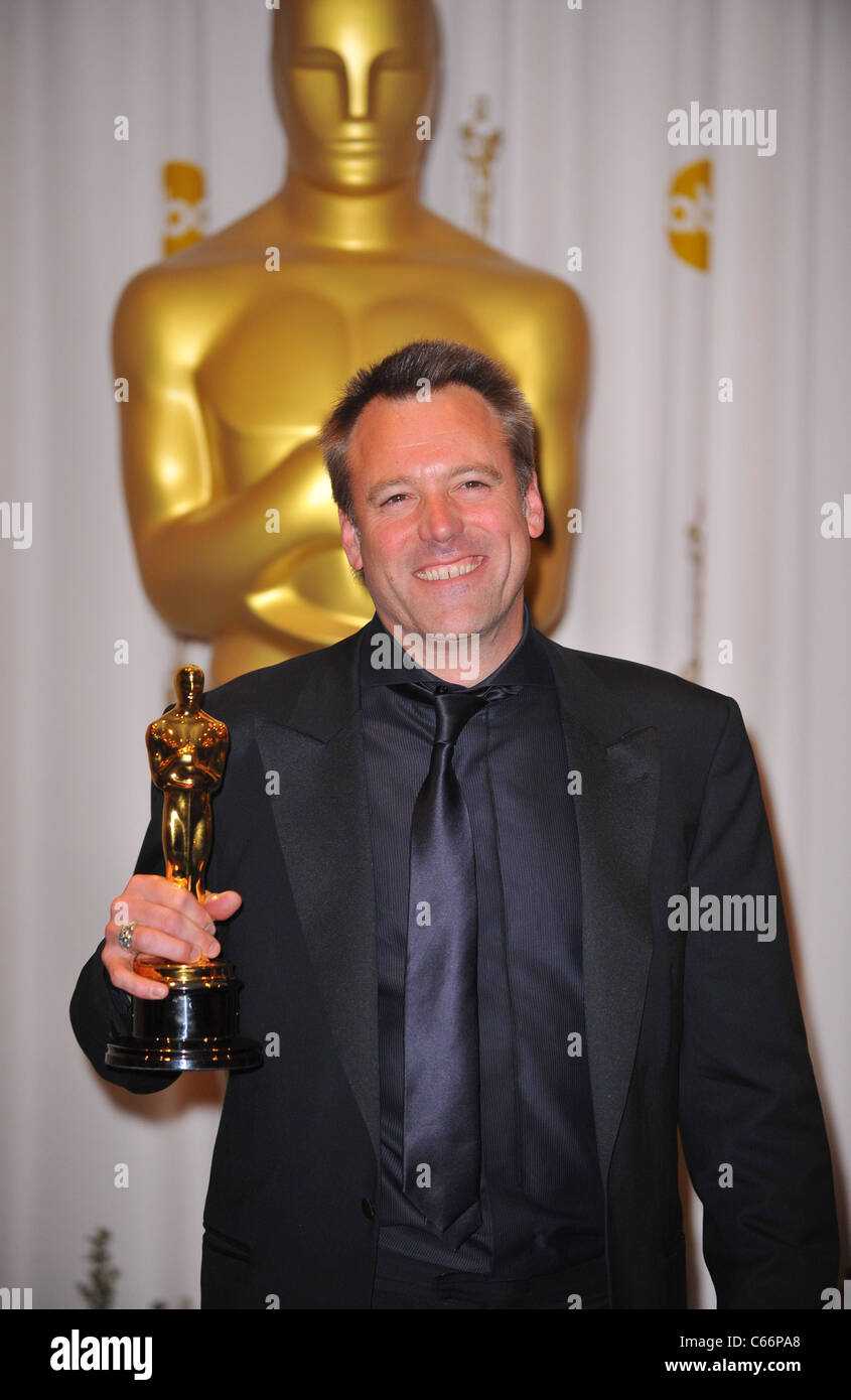 Wally Pfister, Best Achievement in Cinematography im Presseraum für die 83. Academy Awards Oscars - Press Room, das Kodak Theatre, Los Angeles, CA 27. Februar 2011. Foto von: Gregorio T. Binuya/Everett Collection Stockfoto