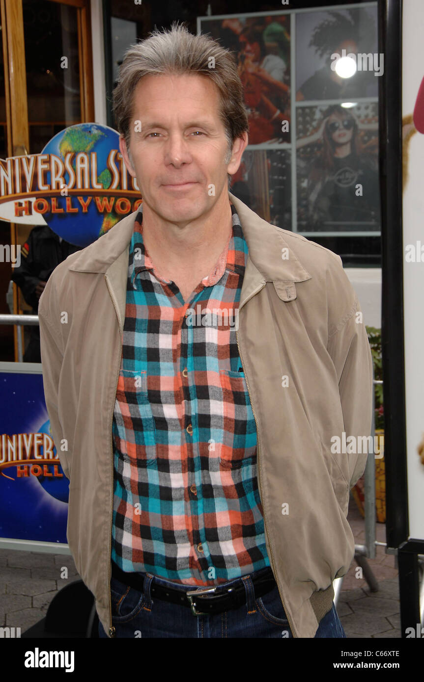 Gary Cole im Ankunftsbereich für HOP Premiere, Universal CityWalk, Los Angeles, CA 27. März 2011. Foto von: Michael Germana/Everett Collection Stockfoto
