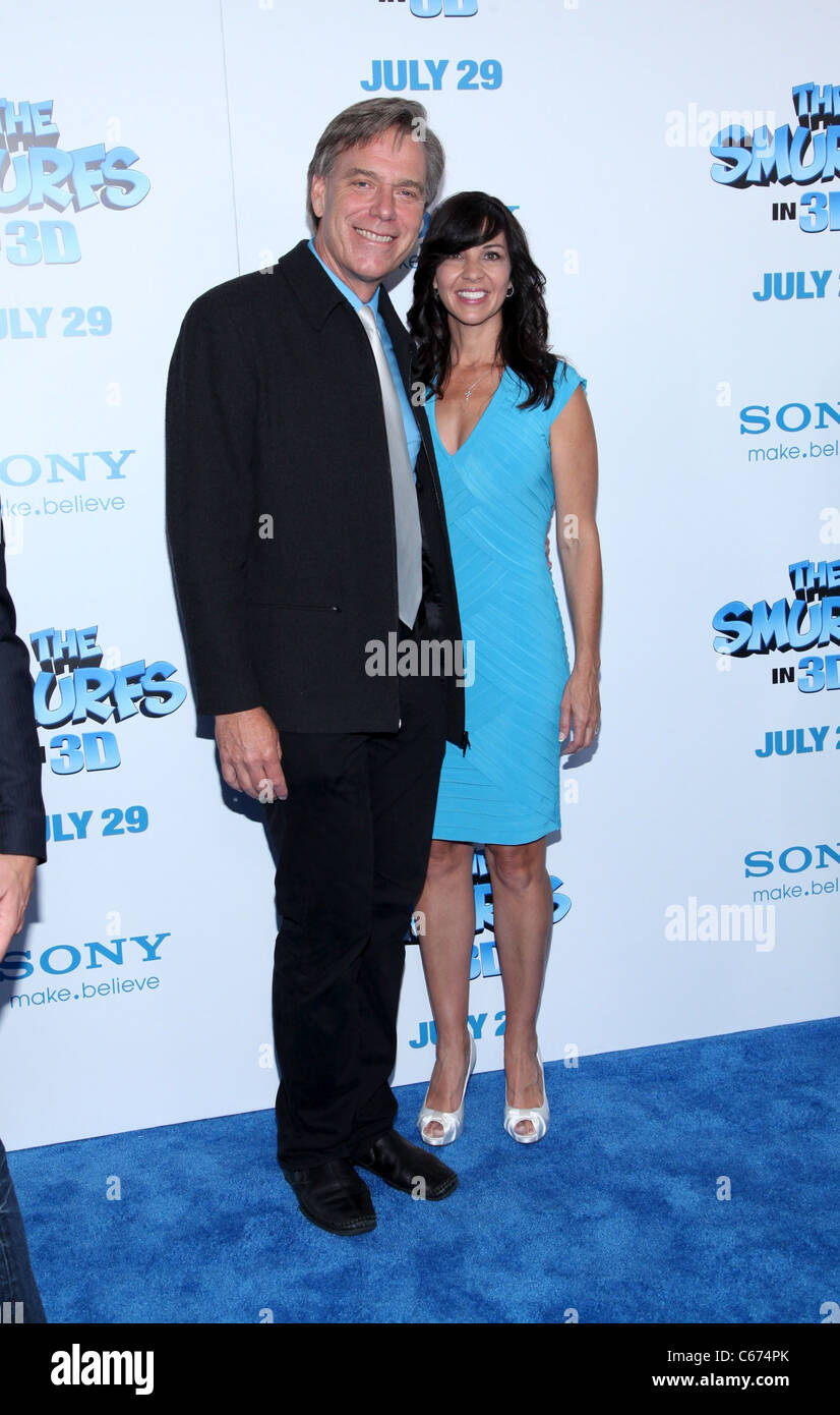 Raja Gosnell im Ankunftsbereich für die SCHLÜMPFE-Premiere, The Ziegfeld Theatre, New York, NY 24. Juli 2011. Foto von: Andres Otero/Everett Collection Stockfoto