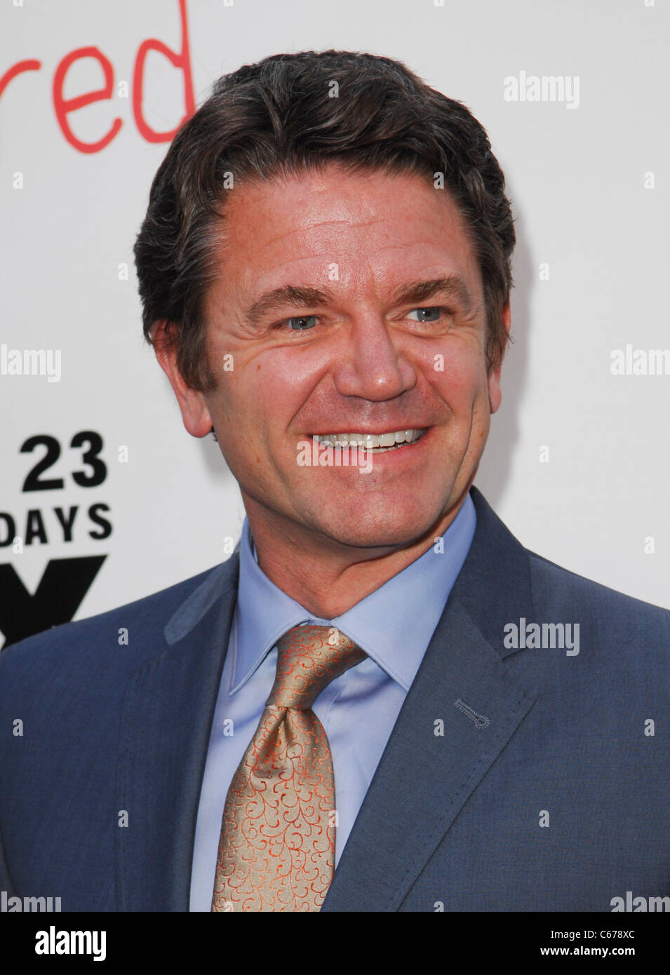 John Michael Higgins bei der Ankunft für FX Network Serie Premiere von WILFRED und Saison zwei starten von LOUIE, Arclight Hollywood, Los Angeles, CA 20. Juni 2011. Foto von: Elizabeth Goodenough/Everett Collection Stockfoto