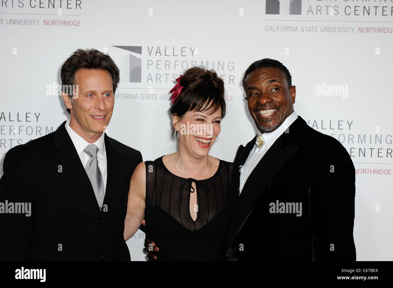 Steven Weber, Jane Kaczmarek, Keith David im Ankunftsbereich für Eröffnungs-Gala für das Tal Performing Arts Center, Tal durchführen Stockfoto