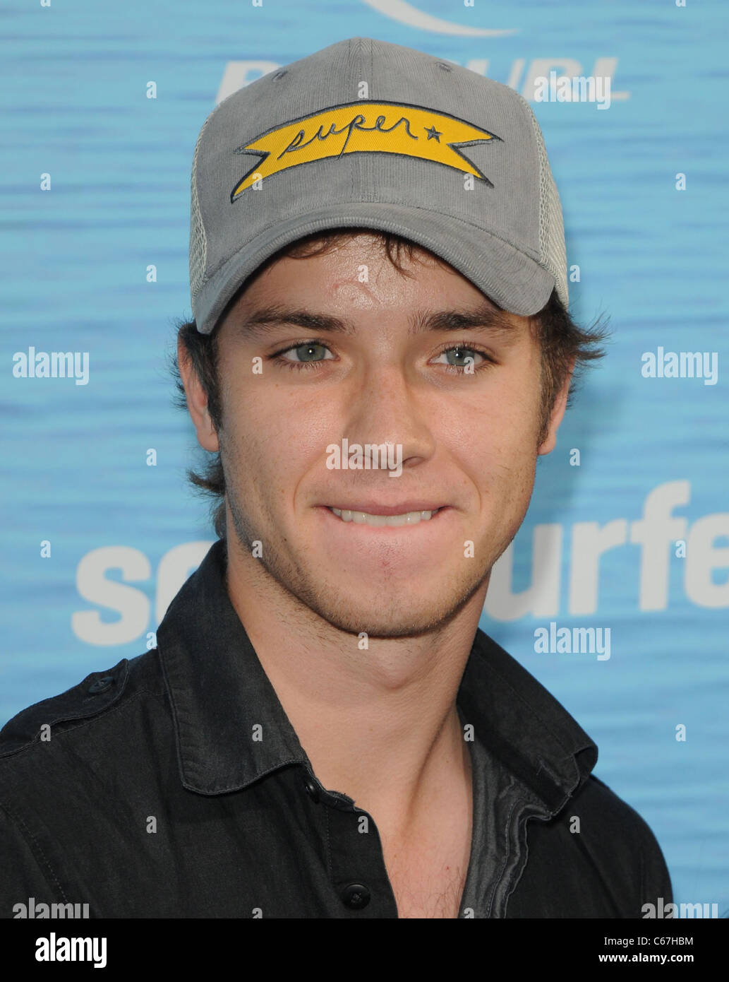 Jeremy Sumpter im Ankunftsbereich für SOUL SURFER Premiere, Arclight Cinerama Dome, Los Angeles, CA 30. März 2011. Foto von: Dee Cercone/Everett Collection Stockfoto