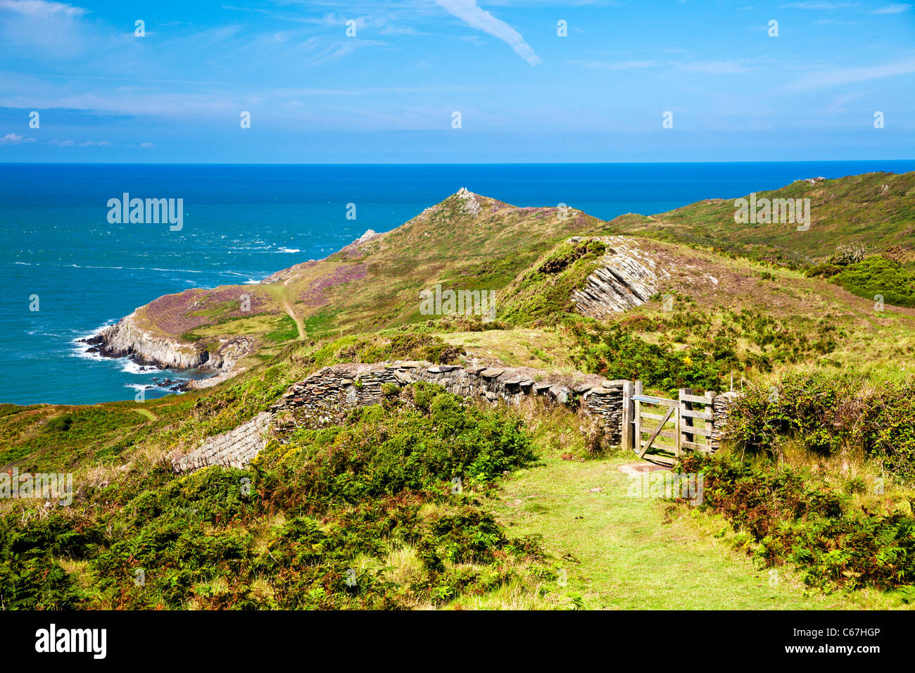 Morte Point in der Nähe von Morthoe, Woolacombe mit Blick auf den Kanal von Bristol, North Devon, England, UK Stockfoto