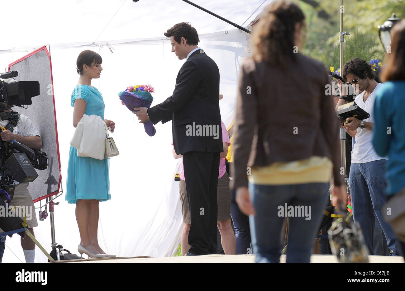 Lea Michele, Cory Monteith vor Ort für GLEE Staffel 2 die Dreharbeiten vor Ort im Central Park, Manhattan, New York, NY am 26 April, Stockfoto