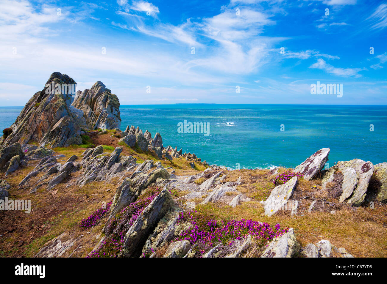 Morte Point in der Nähe von Morthoe, Woolacombe mit Blick auf den Kanal von Bristol und Lundy Island, North Devon, England, UK Stockfoto