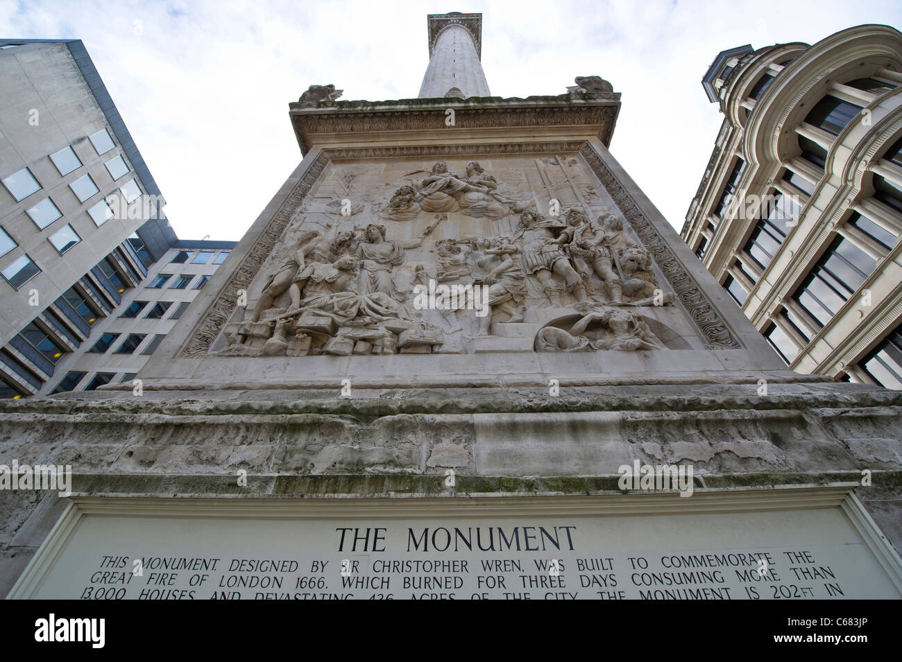 Das Denkmal in der Nähe von Pudding Lane, wo der große Brand von London begann, nun eine London touristische Attraktion Stockfoto