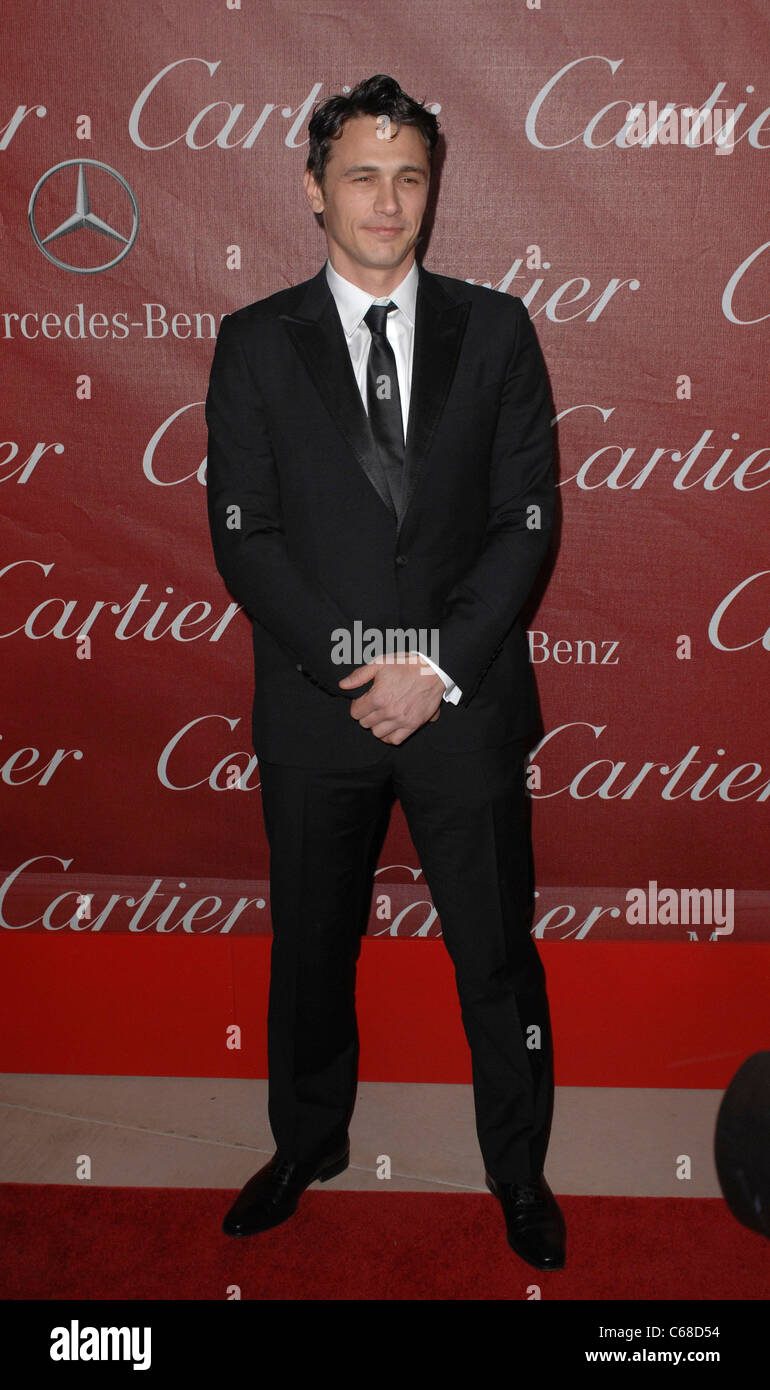 James Franco im Ankunftsbereich für 22. jährlichen Palm Springs International Film Festival Awards Gala, Palm Springs Convention Center, Palm Springs, CA 8. Januar 2011. Foto von: Elizabeth Goodenough/Everett Collection Stockfoto