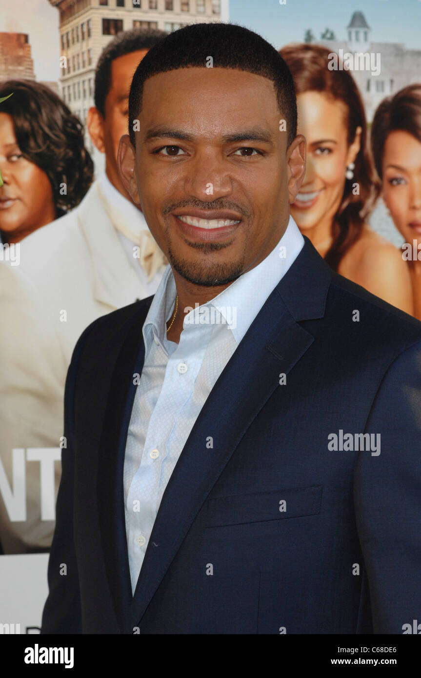 Laz Alonso im Ankunftsbereich für JUMPING THE BROOM Premiere, Arclight Cinerama Dome, Los Angeles, CA 4. Mai 2011. Foto von: Elizabeth Stockfoto