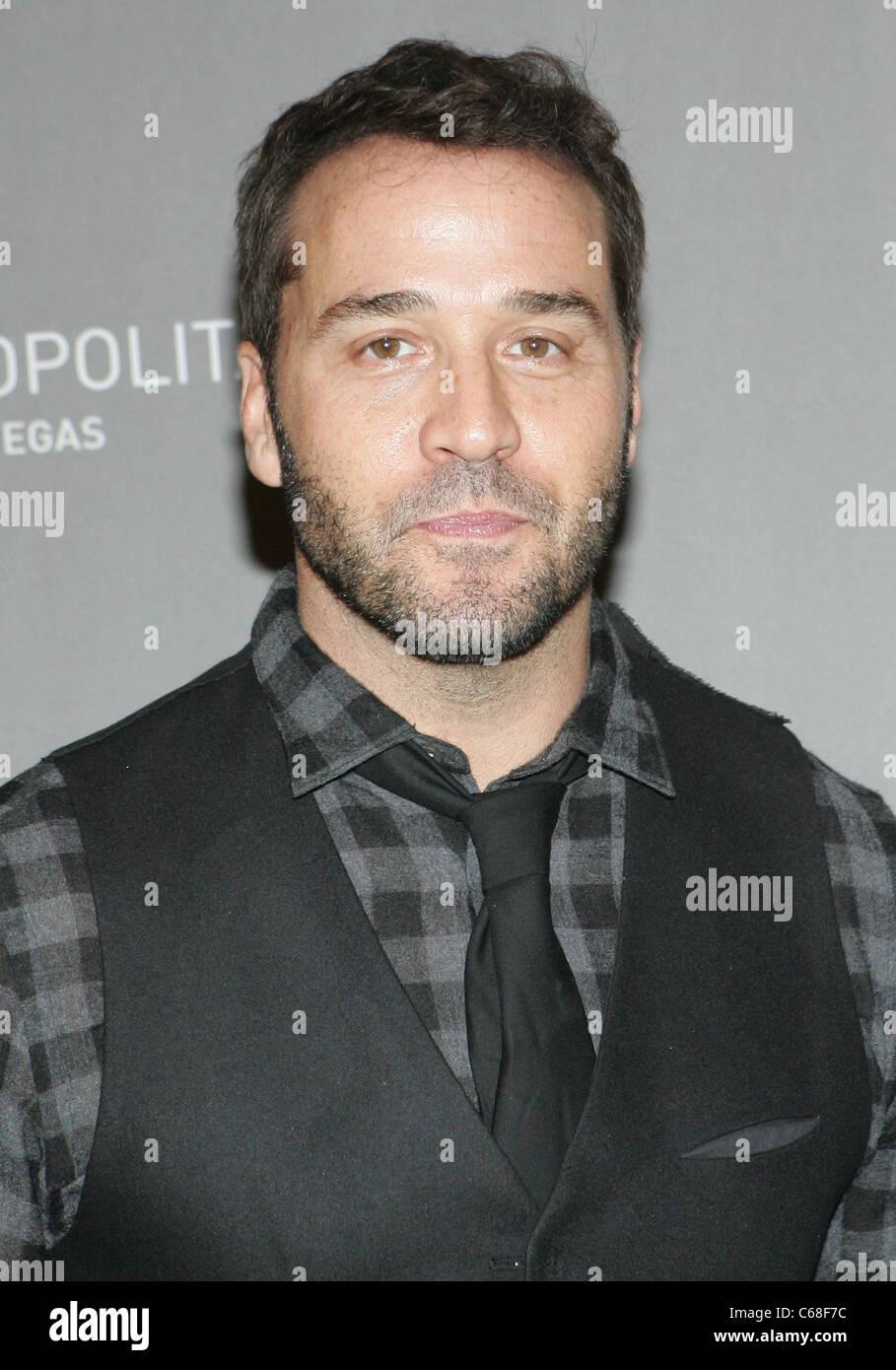 Jeremy Piven in Anwesenheit NYE Grand Opening Dinner und JAY-Z und Coldplay Konzert Ankünfte, The Cosmopolitan of Las Vegas, Stockfoto