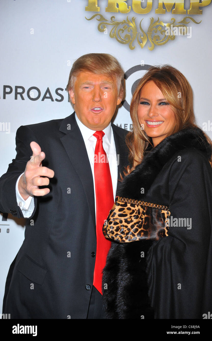 Donald Trump, Melania Knauss-Trumpf im Ankunftsbereich für Comedy Central Roast von Donald Trump, Hammerstein Ballroom, New York, NY 9. März 2011. Foto von: Gregorio T. Binuya/Everett Collection Stockfoto