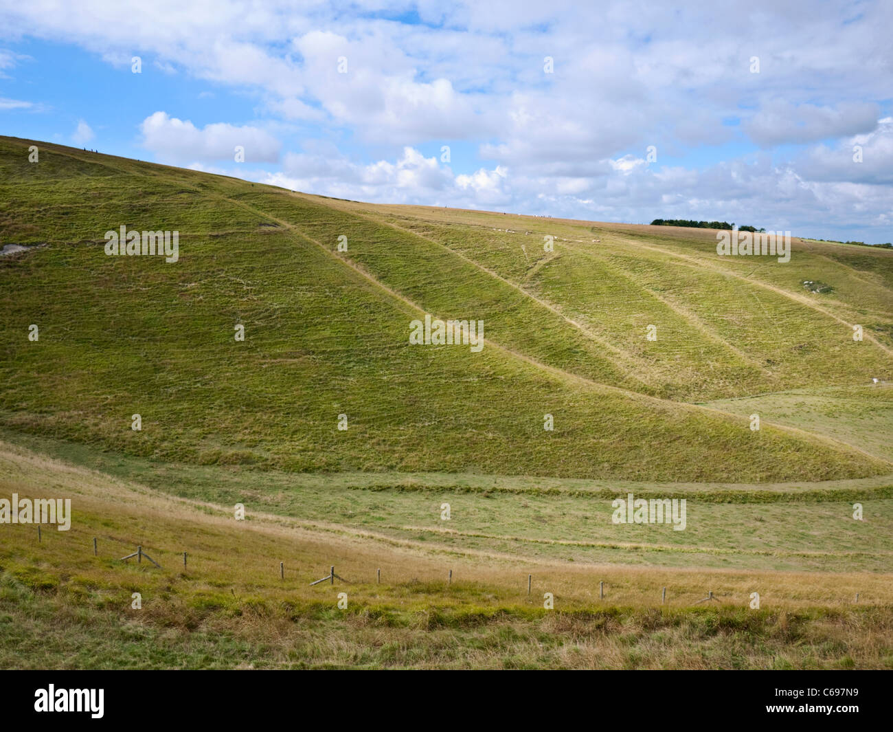 Der Riese "Treppen - Relief auf White Horse Hill, Uffington, Oxfordshire, verursacht durch die sich zurückziehenden Gletscher in der letzten Eiszeit Stockfoto