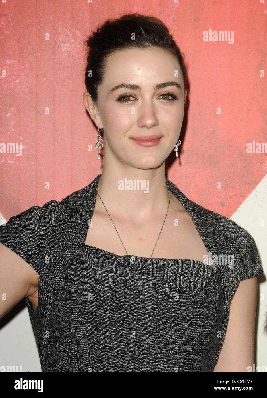 Madeline Zima im Ankunftsbereich für warten für ewig Premiere, The Grove, Los Angeles, CA 1. Februar 2011. Foto von: Dee Cercone/Everett Collection Stockfoto