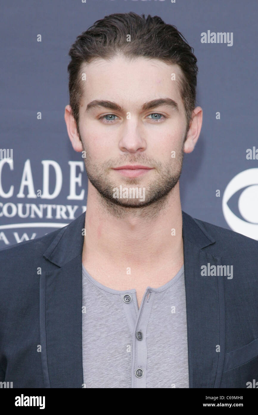 Chace Crawford im Ankunftsbereich für Akademie der Countrymusik ACM Awards 2011 - Ankünfte, MGM Grand Garden Arena, Las Vegas, NV-April Stockfoto