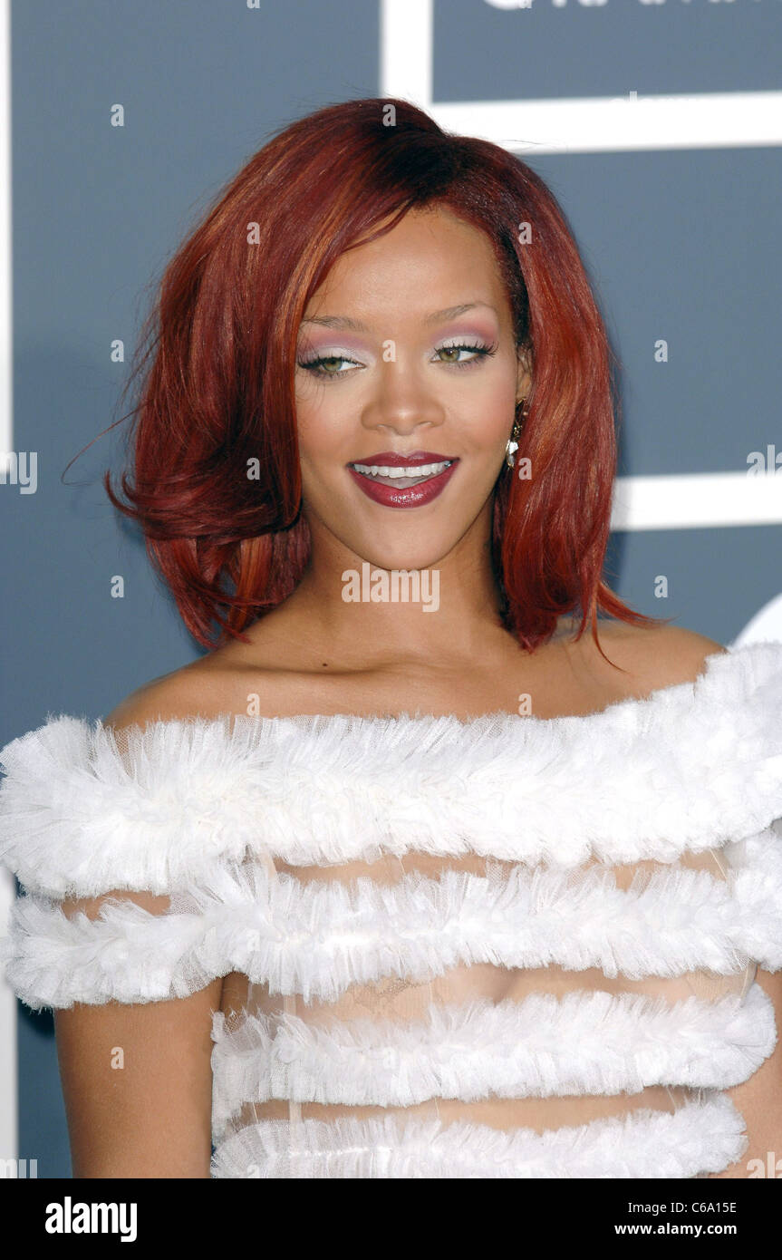 Rihanna bei Ankunft für die 53. Annual GRAMMY Awards, Staples Center, Los Angeles, CA 13. Februar 2011. Foto von: Elizabeth Goodenough/Everett Collection Stockfoto
