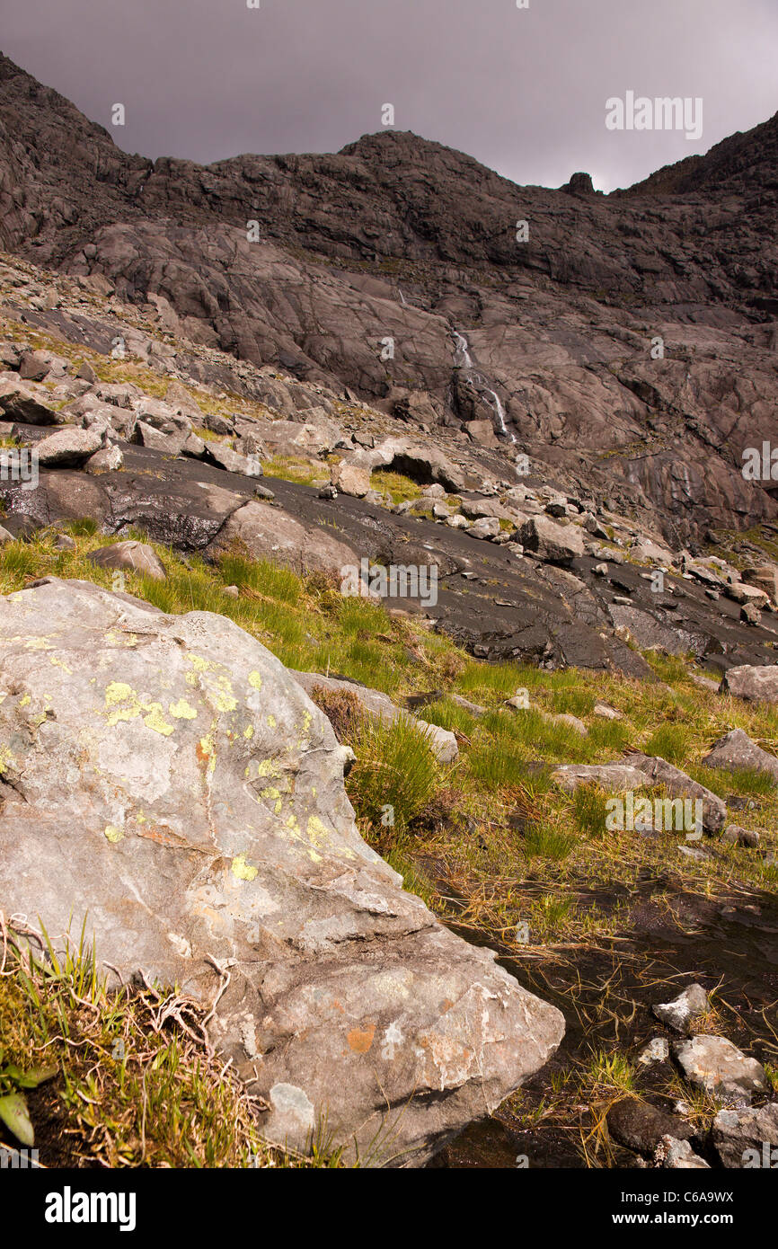 Isolierte Corrie Kokos ' eine ' hohe Ghrunnda in der Black Cuillin Berge in der Nähe von Glen Brittle, Isle Of Skye, Schottland, UK Stockfoto