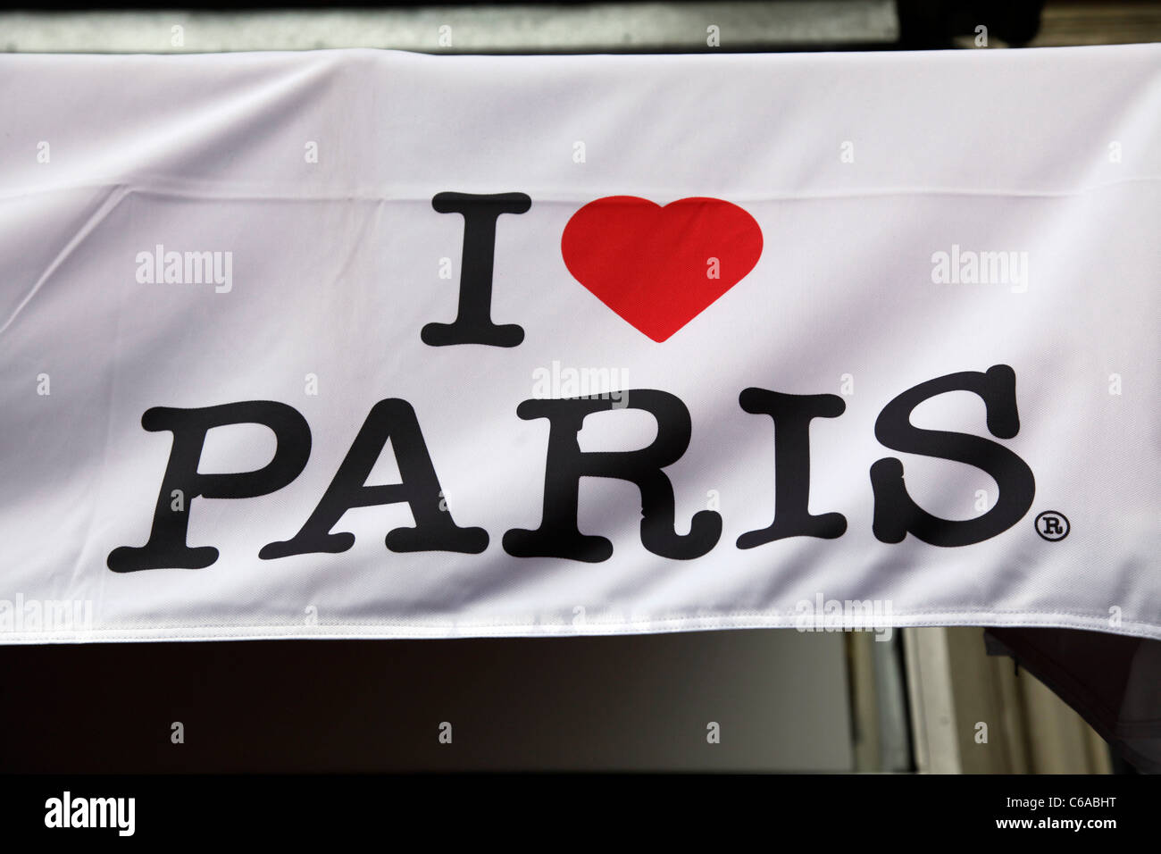Ich liebe (Herz) Paris Tourismus Banner in Paris, Frankreich Stockfoto