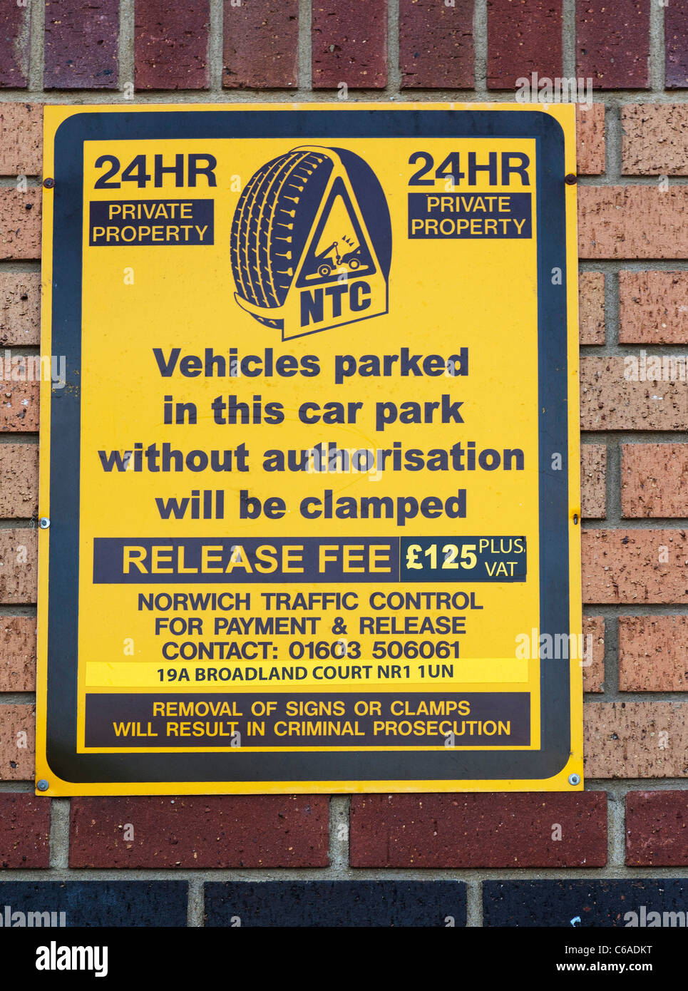 Rad spannen waring Zeichen in UK Stockfoto