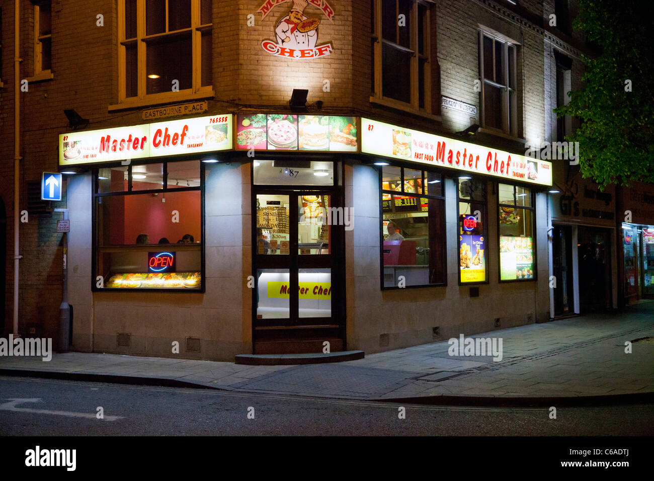 Master Chef Restaurant in der Nacht in Norwich, Großbritannien Stockfoto